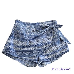 Girls Japna shorts size 14 Blue White
